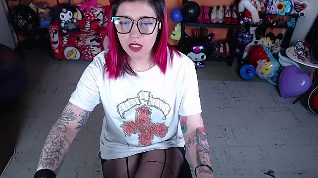 MissMiia2 online show from 09-21-25, 03:46