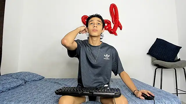 evanscollins online show from 11-27-25, 01:40