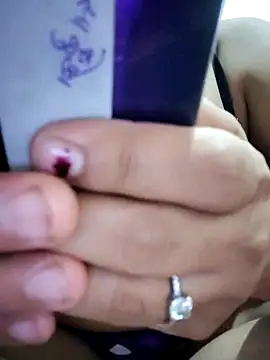 Snapshot of Ayesha300 chatting on 09-15-25, 07:03 Ayesha300 online show from 09-15-25, 07:03