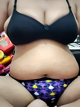 Snapshot of Ayesha300 chatting on 11-04-25, 05:34 Ayesha300 online show from 11-04-25, 05:34