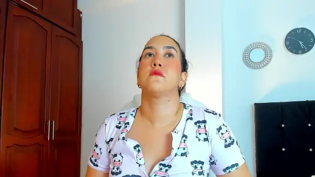 kathyajhonss online show from 04-10-26, 10:25