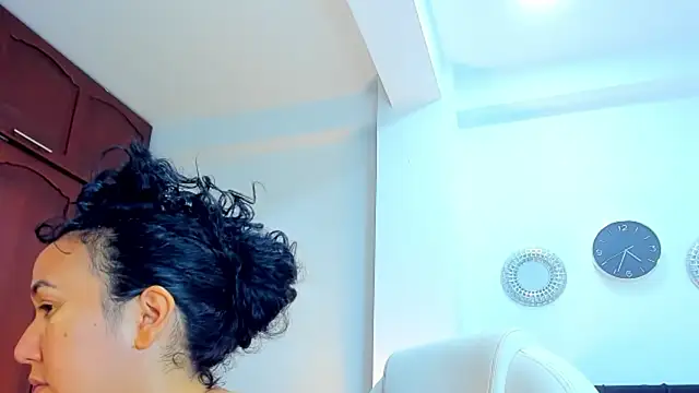 kathyajhonss online show from 04-27-26, 09:35