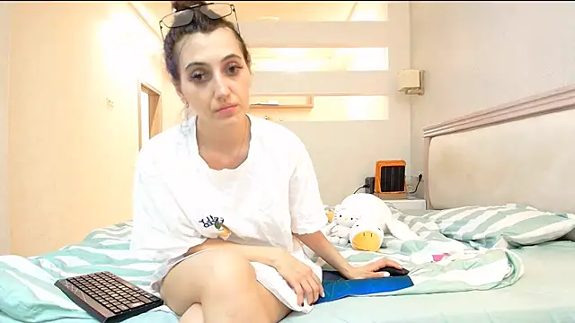 Iren online show from 02-03-26, 03:37