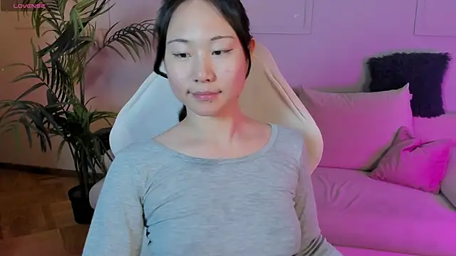 Snapshot of Inari_Okami_ chatting on 02-02-25, 05:04 Inari Okami  online show from 02-02-25, 05:04