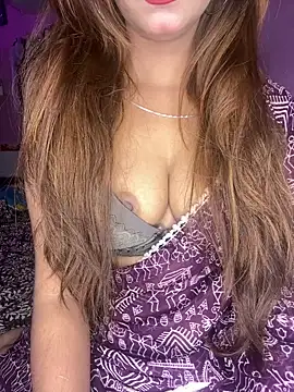 Diamond queeen online show from 12-21-25, 09:33