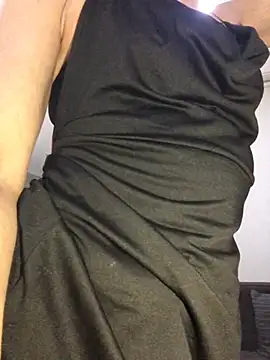 Diamond Bunny  online show from 02-20-25, 06:46