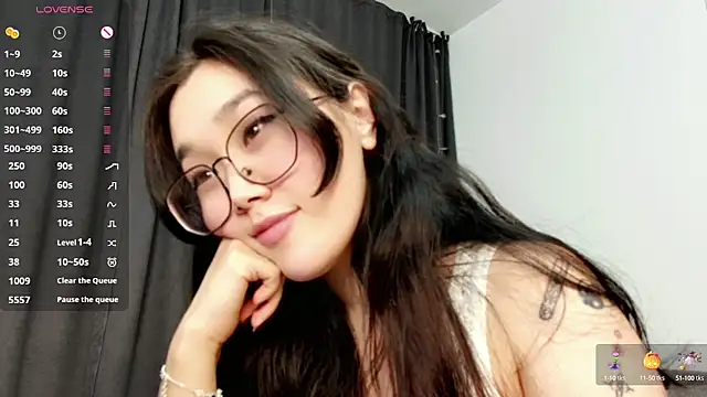 Jennatyan online show from 01-04-25, 04:11