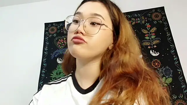 Jennatyan online show from 09-26-25, 12:31