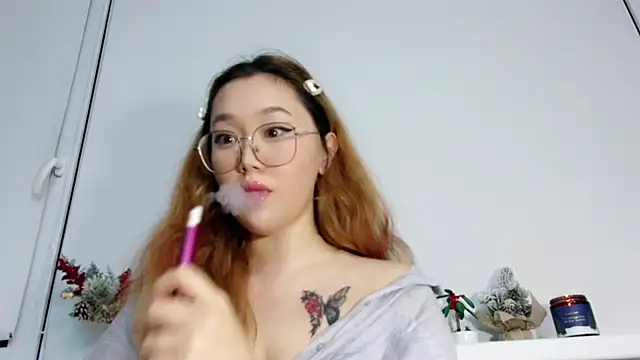 Jennatyan online show from 11-25-25, 03:45