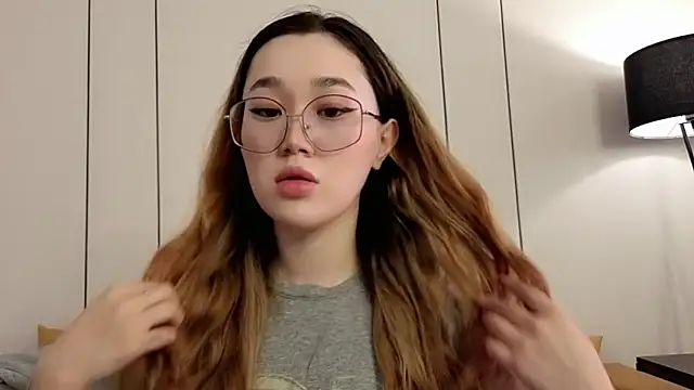 Jennatyan online show from 03-31-26, 09:21