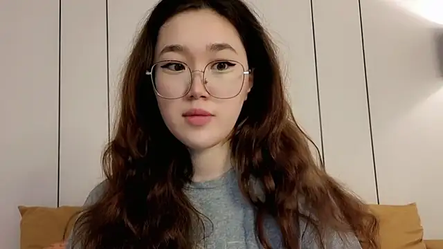Jennatyan online show from 06-11-26, 03:04