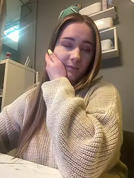 Snapshot of Emma_B1uem chatting on 01-12-25, 07:32 Emma B1uem online show from 01-12-25, 07:32