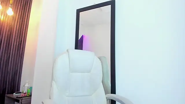 laurin clauz  online show from 09-11-25, 03:45