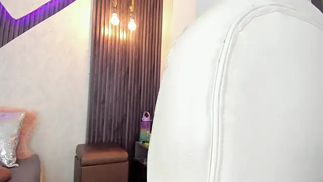 laurin clauz  online show from 10-03-25, 03:42