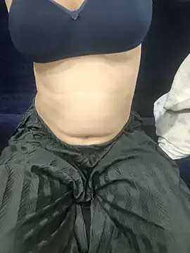 kaveerpooja947 online show from 04-25-26, 05:32