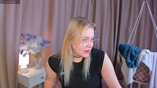 Colleen Blake online show from 05-06-26, 05:07