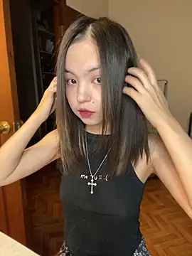 Snapshot of lalallalalaa- chatting on 12-17-24, 10:12 lalallalalaa- online show from 12-17-24, 10:12