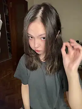 Snapshot of lalallalalaa- chatting on 03-19-25, 08:34 lalallalalaa- online show from 03-19-25, 08:34