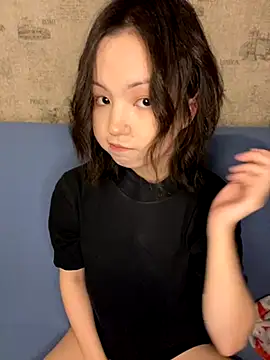 Snapshot of lalallalalaa- chatting on 09-12-25, 01:22 lalallalalaa- online show from 09-12-25, 01:22