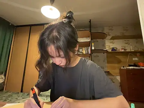 Snapshot of lalallalalaa- chatting on 11-20-25, 01:55 lalallalalaa- online show from 11-20-25, 01:55