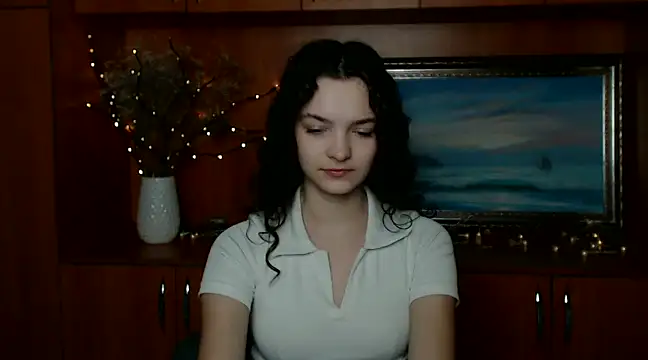 Snapshot of _SusieSu_ chatting on 12-11-24, 01:06  SusieSu  online show from 12-11-24, 01:06