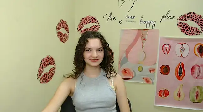 Snapshot of _SusieSu_ chatting on 12-12-24, 04:10  SusieSu  online show from 12-12-24, 04:10