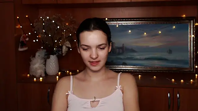 Snapshot of _SusieSu_ chatting on 12-26-24, 12:38  SusieSu  online show from 12-26-24, 12:38