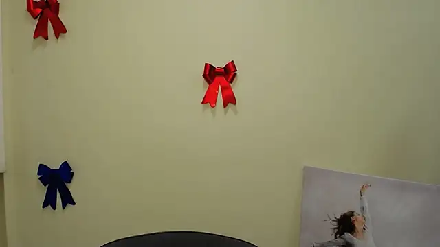 Snapshot of _SusieSu_ chatting on 01-18-25, 07:17  SusieSu  online show from 01-18-25, 07:17