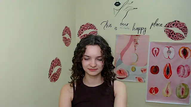 Snapshot of _SusieSu_ chatting on 01-27-25, 04:22  SusieSu  online show from 01-27-25, 04:22