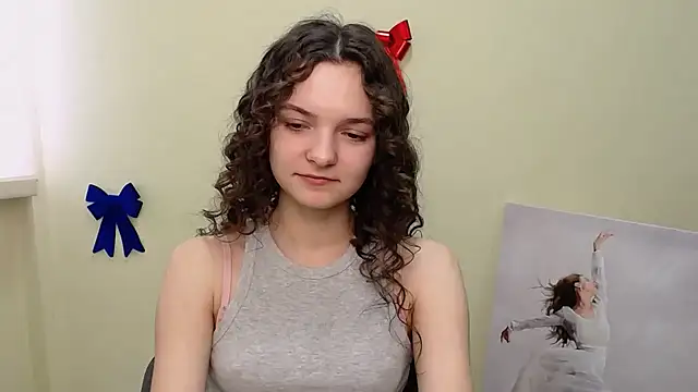 Snapshot of _SusieSu_ chatting on 02-22-25, 10:29  SusieSu  online show from 02-22-25, 10:29