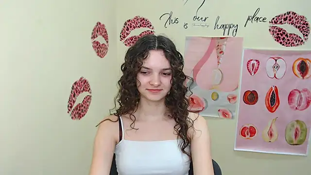 Snapshot of _SusieSu_ chatting on 02-28-25, 07:26  SusieSu  online show from 02-28-25, 07:26