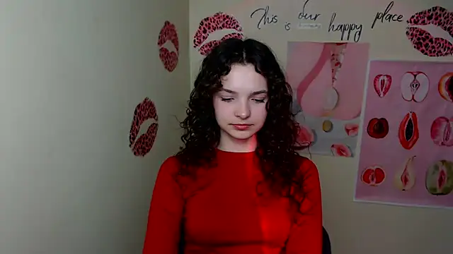 Snapshot of _SusieSu_ chatting on 03-07-25, 07:38  SusieSu  online show from 03-07-25, 07:38