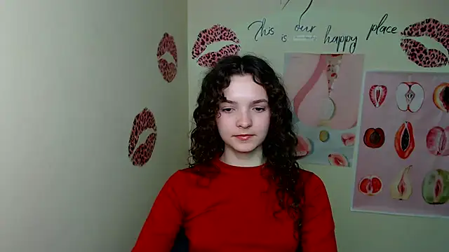 Snapshot of _SusieSu_ chatting on 03-07-25, 10:43  SusieSu  online show from 03-07-25, 10:43