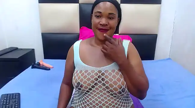 Snapshot of LICKABLEASSxxxx chatting on 03-06-25, 01:37 LICKABLEASSxxxx online show from 03-06-25, 01:37