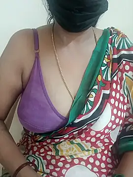 Snapshot of akshara_22 chatting on 11-22-25, 09:41 akshara 22 online show from 11-22-25, 09:41