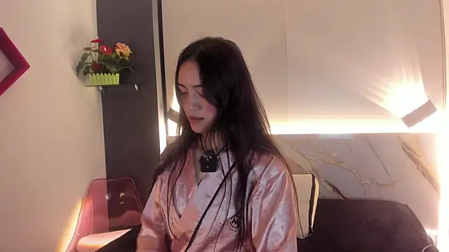 Scarlett  Fox   online show from 04-29-26, 06:03