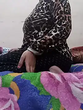 Anamika Kapoor online show from 12-22-24, 03:55