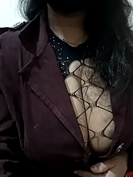 Anamika Kapoor online show from 12-31-24, 08:12