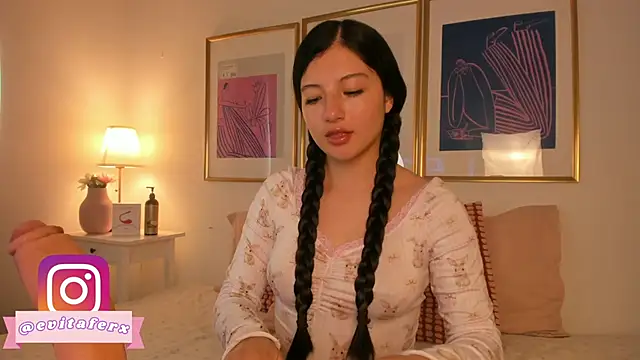 Eva depp online show from 09-15-25, 12:38