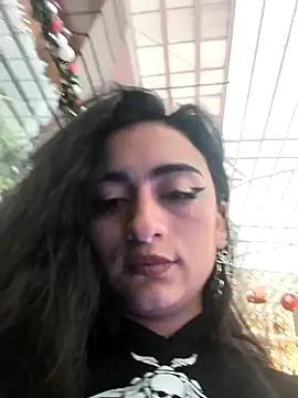 Lila Desiree online show from 11-26-25, 10:22