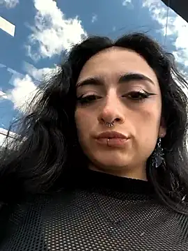 Lila Desiree online show from 05-23-26, 04:11