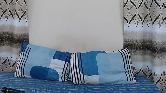 Snapshot of Sexybubbles14xxx chatting on 02-16-25, 04:42 Sexybubbles14xxx online show from 02-16-25, 04:42