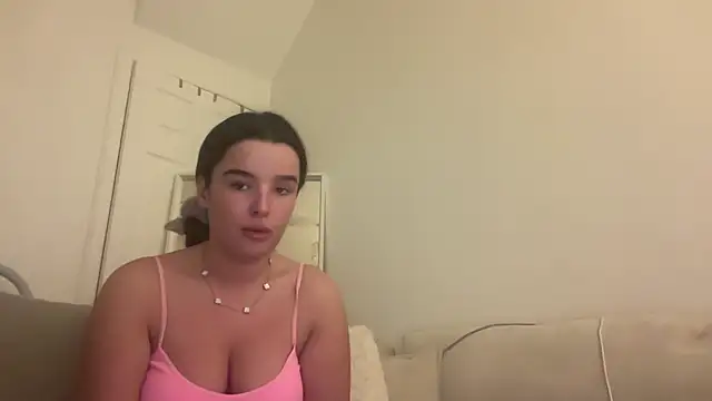 Snapshot of maisiesmithx chatting on 01-21-25, 11:45 maisiesmithx online show from 01-21-25, 11:45
