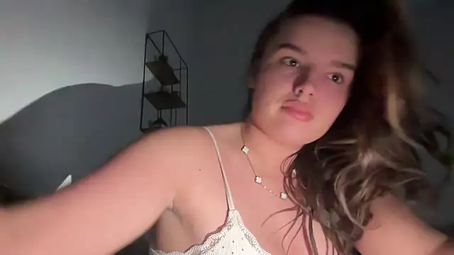 Snapshot of maisiesmithx chatting on 02-05-25, 06:56 maisiesmithx online show from 02-05-25, 06:56