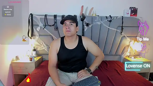 Vale n Matt online show from 10-28-25, 03:43