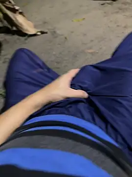 Snapshot of Erick-90 chatting on 03-01-26, 05:31 Erick-90 online show from 03-01-26, 05:31