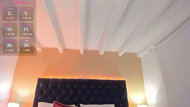 Snapshot of Dark_hairy_ chatting on 01-26-25, 09:29 Dark hairy online show from 01-26-25, 09:29