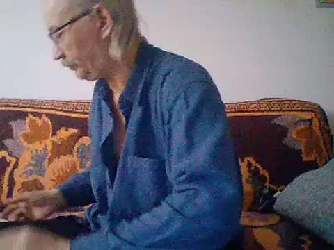 Snapshot of loverboyxxx69 chatting on 02-12-25, 01:27 loverboyxxx69 online show from 02-12-25, 01:27