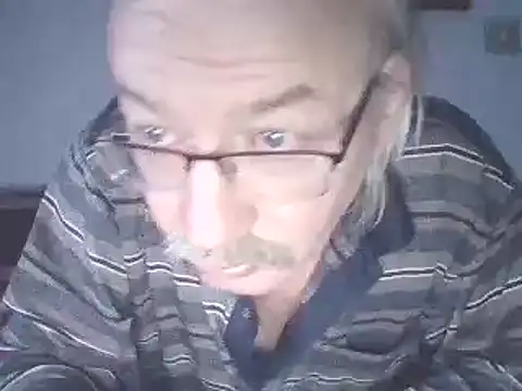 Snapshot of loverboyxxx69 chatting on 03-14-25, 01:48 loverboyxxx69 online show from 03-14-25, 01:48