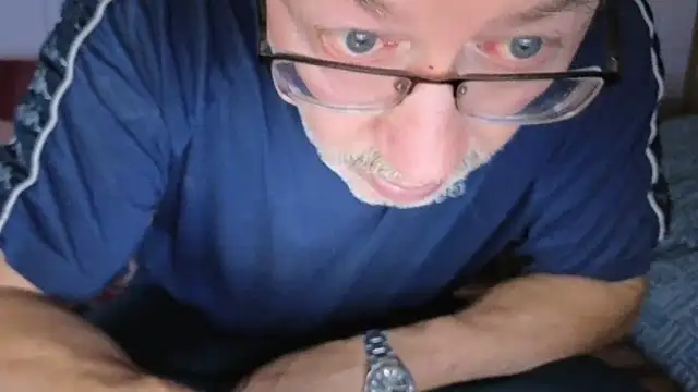 Snapshot of loverboyxxx69 chatting on 09-25-25, 02:48 loverboyxxx69 online show from 09-25-25, 02:48